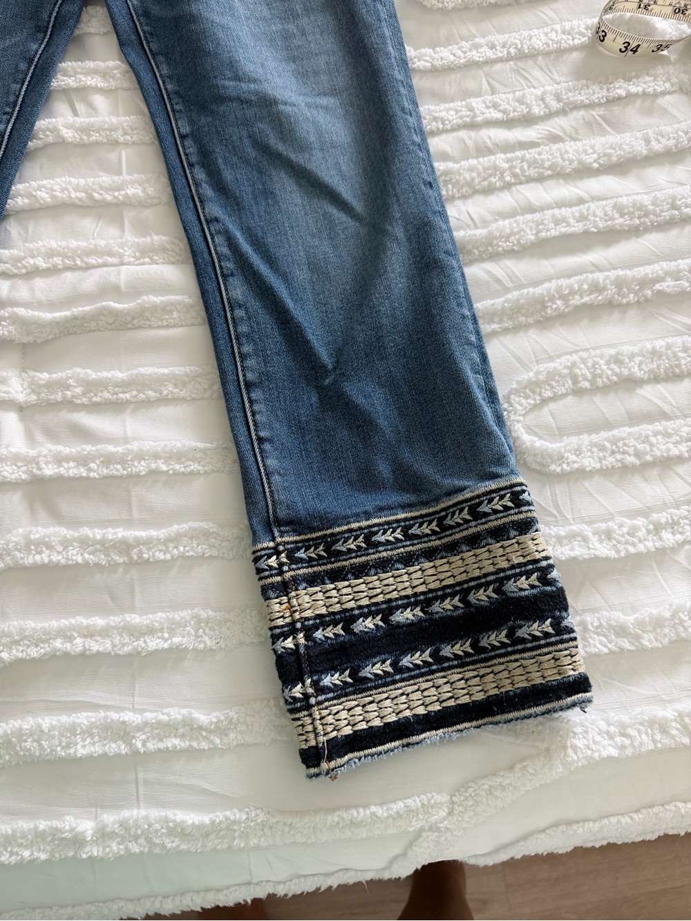Women’s Driftwood Colette Jeans - Picture 4 of 14